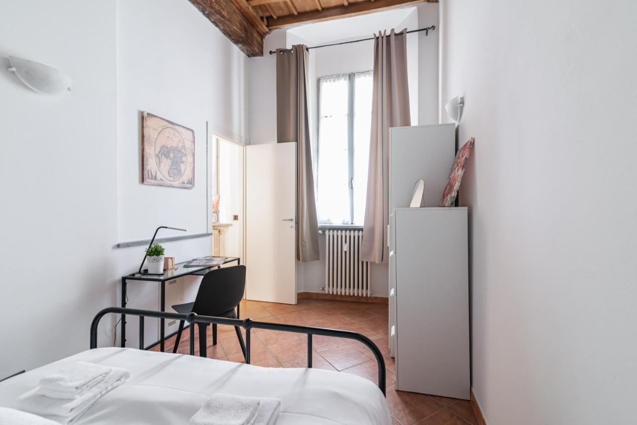 House Of Foscolo - Palazzo Cornazzani - By Host4U Apartment Pavia Luaran gambar