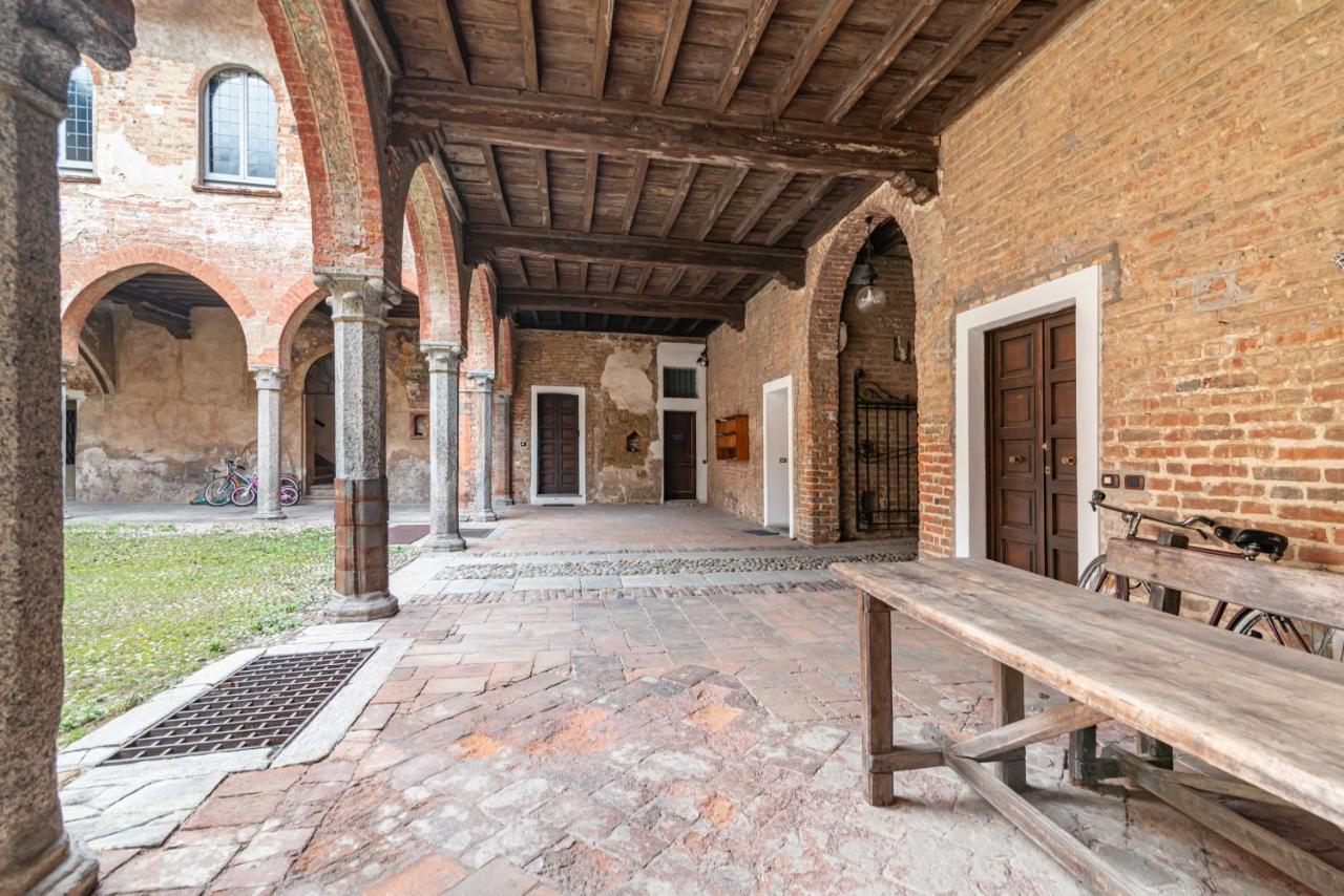 House Of Foscolo - Palazzo Cornazzani - By Host4U Apartment Pavia Luaran gambar