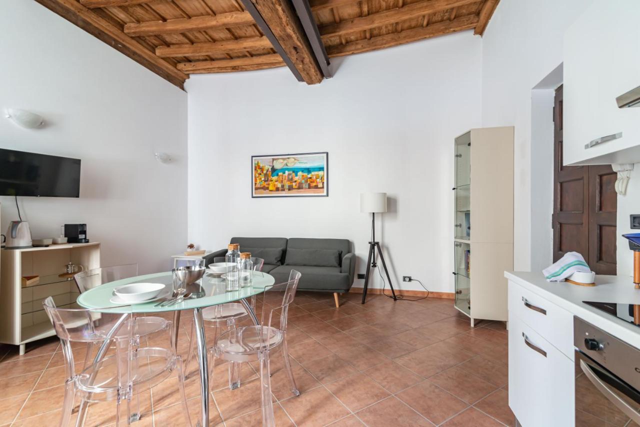 House Of Foscolo - Palazzo Cornazzani - By Host4U Apartment Pavia Luaran gambar