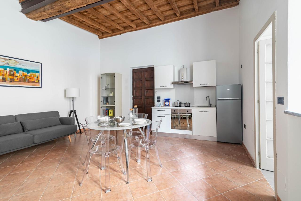 House Of Foscolo - Palazzo Cornazzani - By Host4U Apartment Pavia Luaran gambar